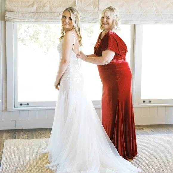 princess long sleeve ball gown wedding dresses Beautiful Princess Ball Gown With Long Illusion Tulle Sleeves Bridal Gown 40